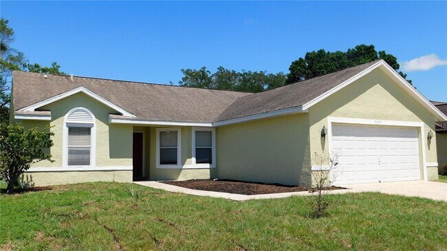 9353 Vía Segovia in New Port Richey, FL - Building Photo - Building Photo