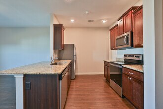 6370 Rainbow Row in Pell City, AL - Building Photo - Building Photo