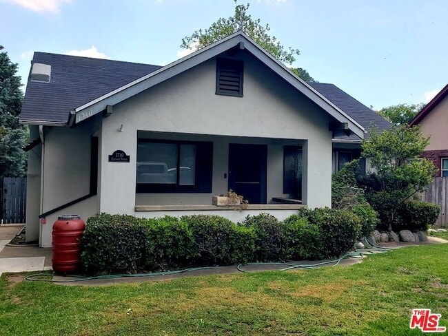 1710 Oakwood St in Pasadena, CA - Building Photo - Building Photo