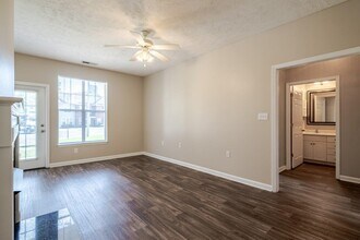 The Preserve at Grande Oaks Apartment Homes in Fayetteville, NC - Foto de edificio - Building Photo