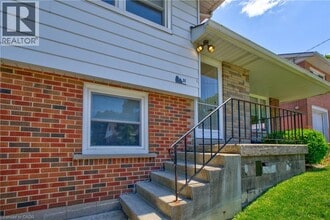 31 Brodick St in Hamilton, ON - Building Photo - Building Photo