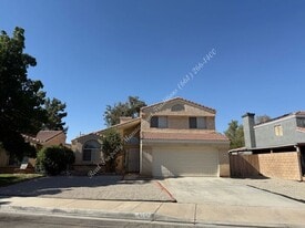 1311 Langhorn St in Lancaster, CA - Building Photo