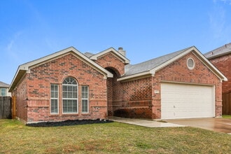 6552 Manitoba St in Fort Worth, TX - Building Photo - Building Photo