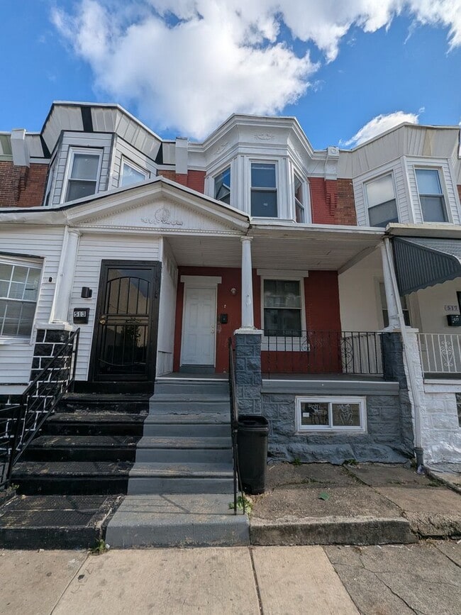 property at 515 S Salford St