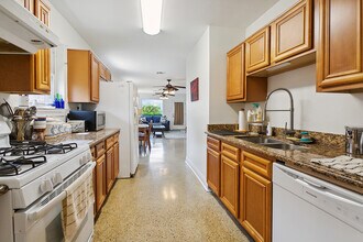 6123 Marigny St in New Orleans, LA - Building Photo - Building Photo