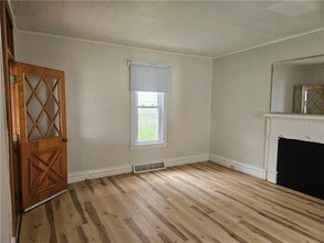 302 American Ave in Butler, PA - Building Photo - Building Photo