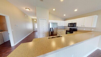 77420 Cobblestone Dr in Yulee, FL - Building Photo - Building Photo