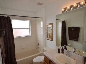 227 Sevilla Ave in Davenport, FL - Building Photo - Building Photo