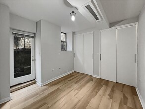 42 Hawthorne St in Brooklyn, NY - Building Photo - Building Photo