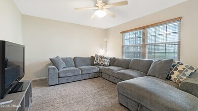 840 Center Ave in Holly Hill, FL - Foto de edificio - Building Photo