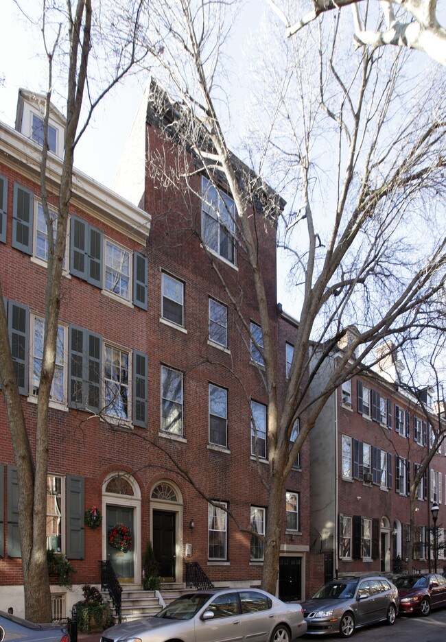 1010-1012 Clinton St in Philadelphia, PA - Foto de edificio - Building Photo