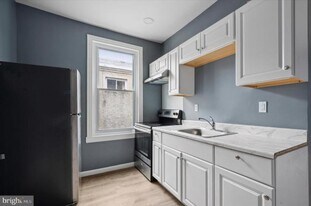 2244 N Carlisle St in Philadelphia, PA - Building Photo