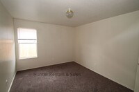 4906 John David Dr in Killeen, TX - Foto de edificio - Building Photo