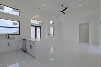 4325 NW 31st St in Cape Coral, FL - Building Photo - Building Photo