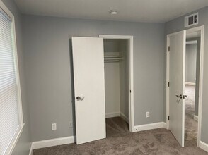 4945 Sheriff Rd NE in Washington, DC - Building Photo - Building Photo