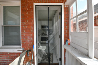 102 W 30th St, Unit 1 in Wilmington, DE - Building Photo - Building Photo