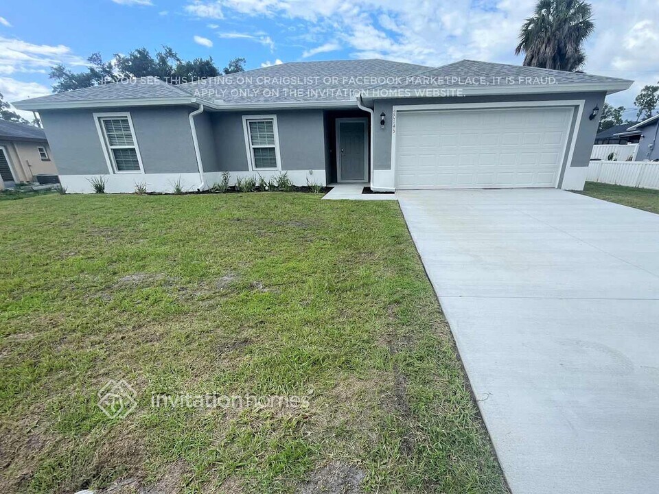 20146 Dante Ave in Port Charlotte, FL - Building Photo