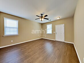 362 Roseglen Dr in Marietta, GA - Building Photo - Building Photo
