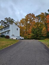 165 Osborn Rd in Naugatuck, CT - Building Photo - Building Photo