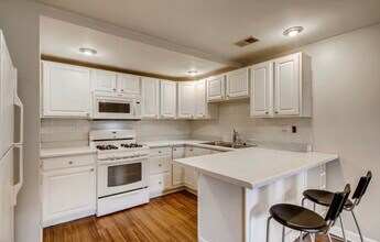 722 S Oakley Blvd in Chicago, IL - Building Photo - Building Photo