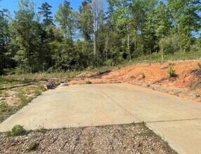 131 Feldspar Ln in Huntsville, TX - Building Photo - Building Photo