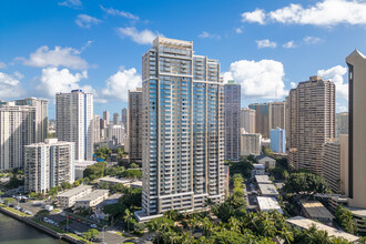 The Watermark in Honolulu, HI - Building Photo - Primary Photo