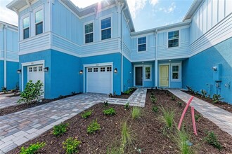 309 Via Tuscany Ave in Sarasota, FL - Building Photo - Building Photo
