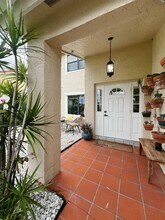 9775 Arbor Meadow Dr in Boynton Beach, FL - Foto de edificio - Building Photo