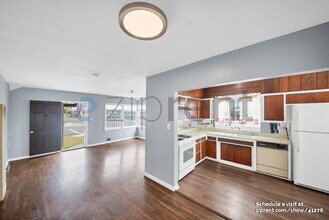 1054 E 150th St in Compton, CA - Building Photo - Building Photo