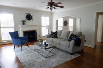 2203 Griswold Ln in Austin, TX - Building Photo - Building Photo