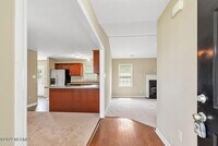 214 Bonanza Dr photo'