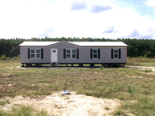 property at 262 Patriot Ln