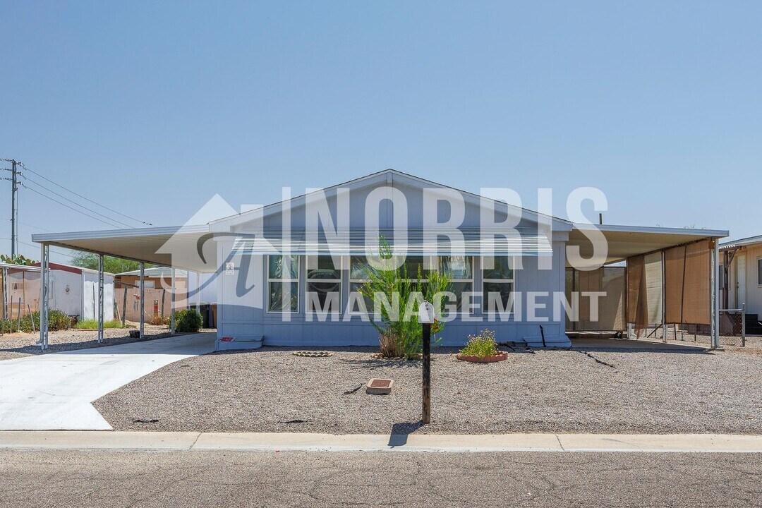 505 Arnold Way in Coolidge, AZ - Foto de edificio