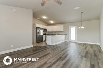 2212 NE 7th Ave in Cape Coral, FL - Building Photo - Building Photo