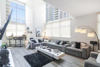 645 Front St, Unit 104 in San Diego, CA - Building Photo - Building Photo
