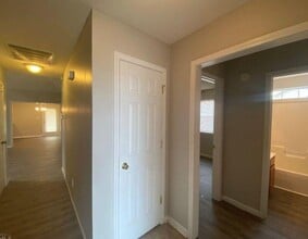 230 Stirling Bridge Dr in Warner Robins, GA - Building Photo - Building Photo