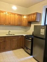 248 E 90th St in New York, NY - Building Photo