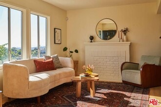 4801 O Sullivan Dr in Los Angeles, CA - Building Photo - Building Photo