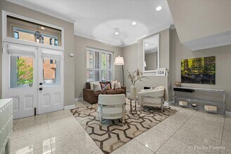 1917 N Lincoln Park W in Chicago, IL - Building Photo - Building Photo