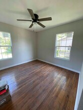 1218 Vance Dr in Corpus Christi, TX - Foto de edificio - Building Photo