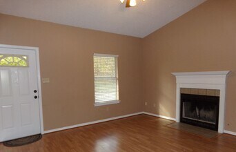 633 Hidden Valley Dr in Ruston, LA - Building Photo - Building Photo