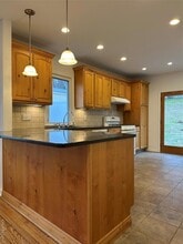 37 Church St, Unit 1 in Bedford Hills, NY - Building Photo - Building Photo