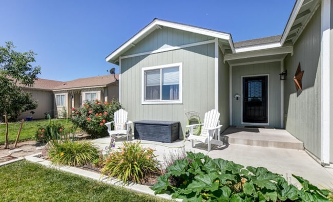 404 Settler Dr in Fallon, NV - Building Photo - Building Photo