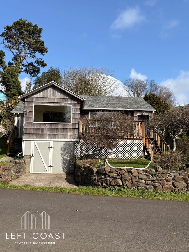 property at 1534 NE Lee Pl