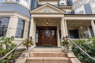 10 Chester St in Cambridge, MA - Foto de edificio - Building Photo