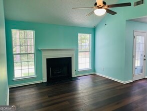 315 Hayward Bishop Way in Senoia, GA - Building Photo - Building Photo