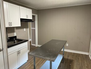 1102 Dewey St in Griffin, GA - Building Photo - Building Photo
