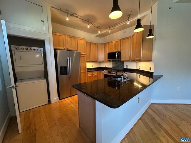 215 5th St SW, Unit 1A in Charlottesville, VA - Building Photo - Building Photo