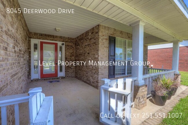 8045 Deerwood Dr in Daphne, AL - Building Photo - Building Photo