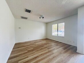 11877 Sturbridge Ln in Wellington, FL - Building Photo - Building Photo